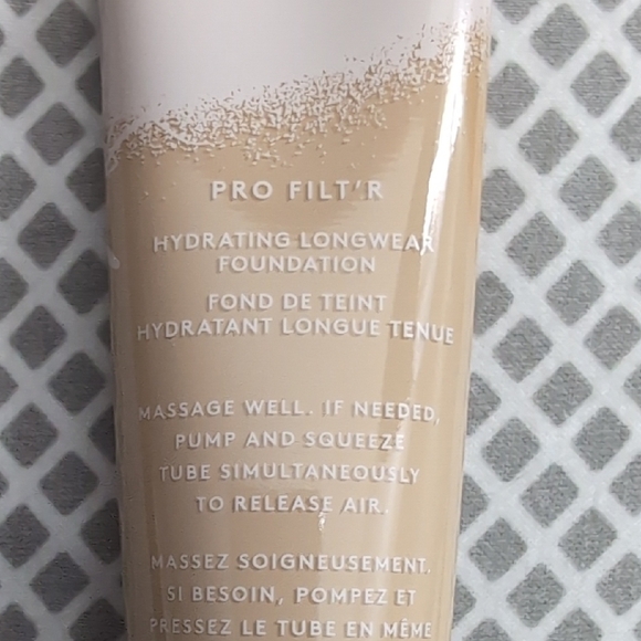 Fenty Beauty Pro Filt'r Hydrating Longwear Foundation - Picture 2 of 6